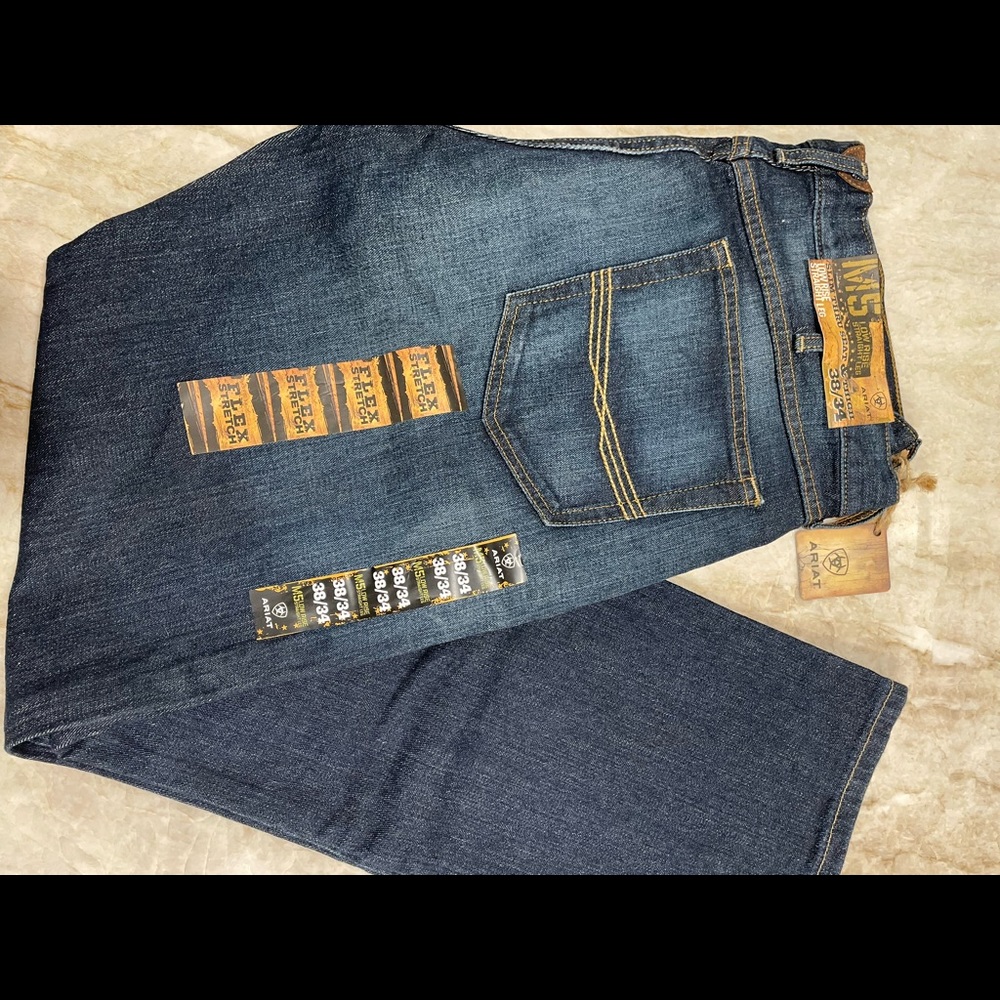 Ariat Mens Jean. New 38/34